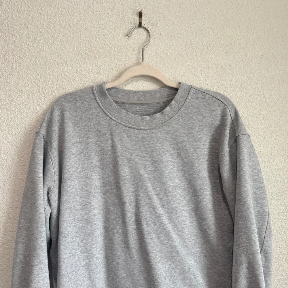 Lululemon Heathered Grey Relaxed Crewneck Sweatshirt Pullover Womens Medium - Picture 2 of 8
